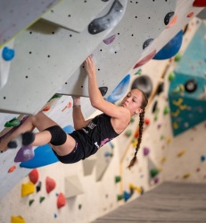 Action Séjours Cheops- escalade.